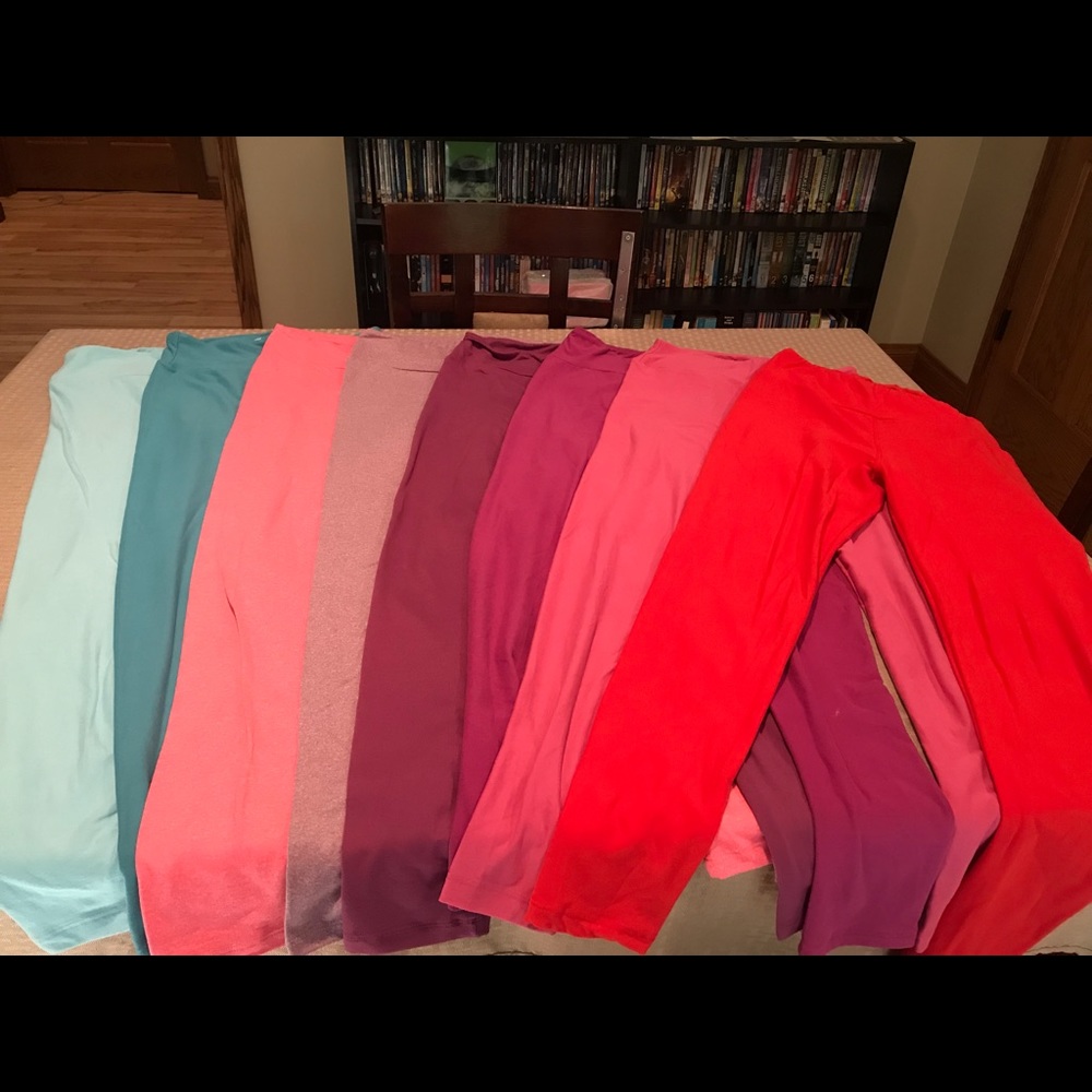 LuLaroe OS Solid Leggings. NWOT